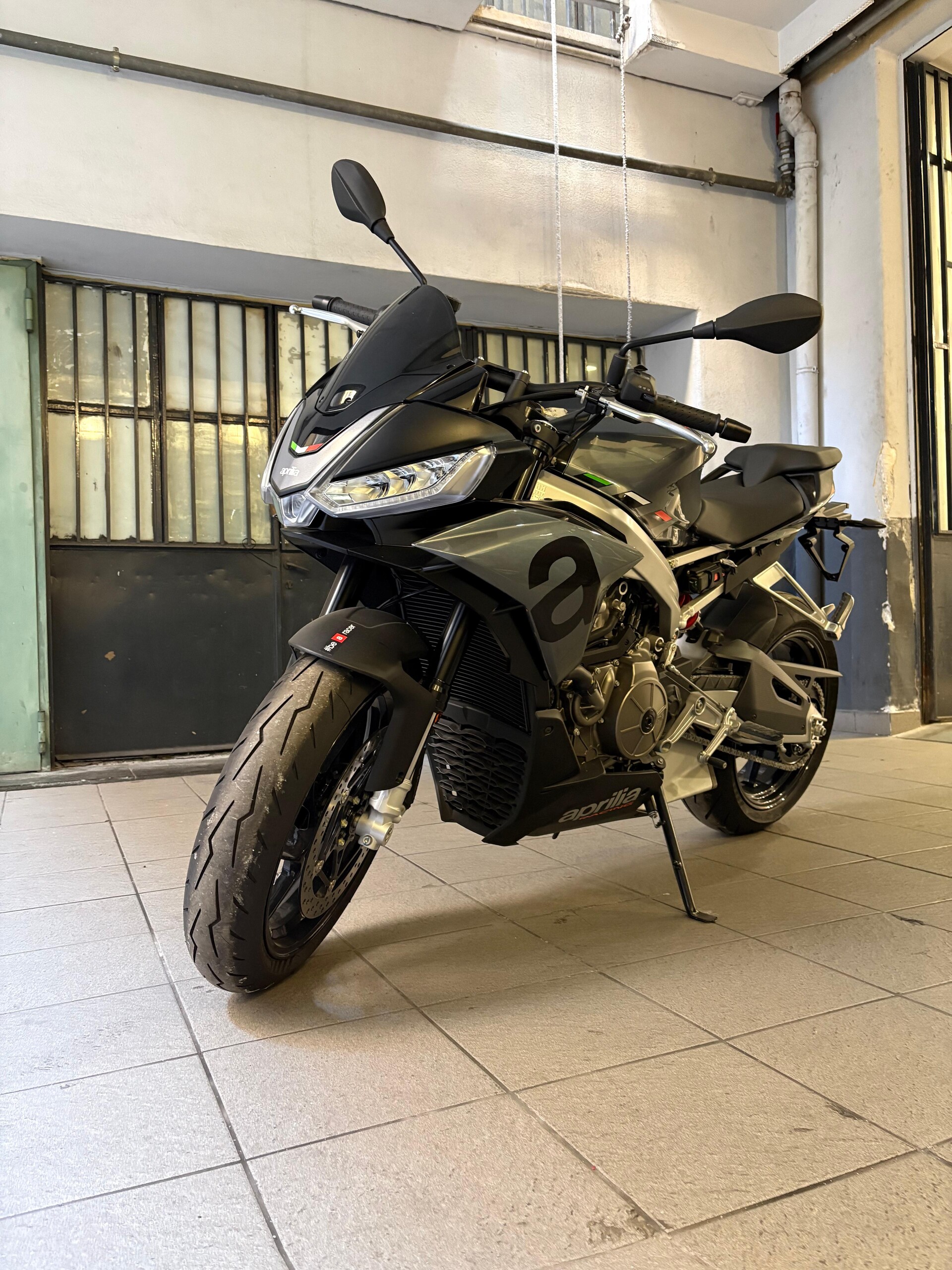 TUONO 660 KM/0 Aprilia