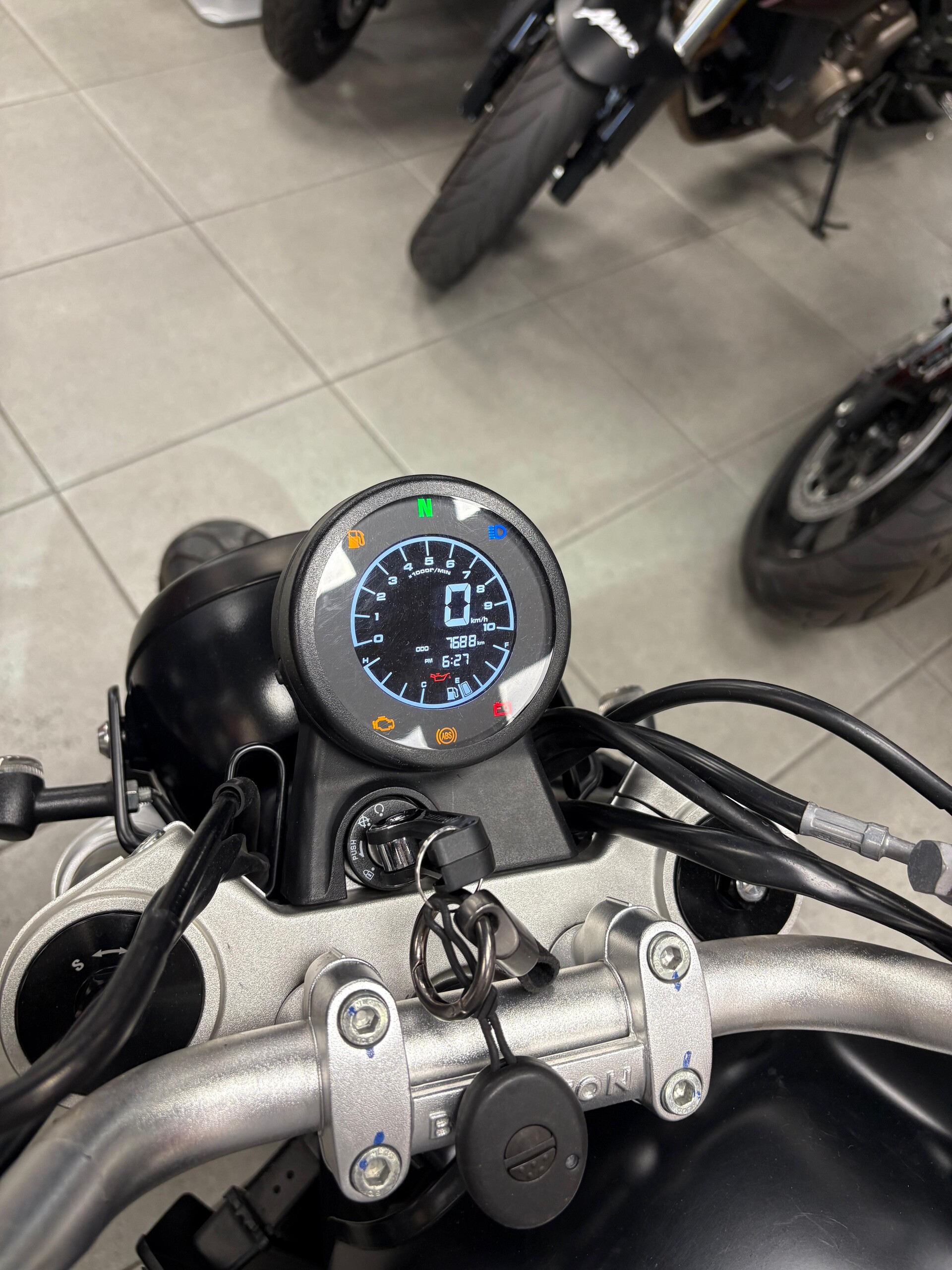 CROSSFIRE 500 Brixton