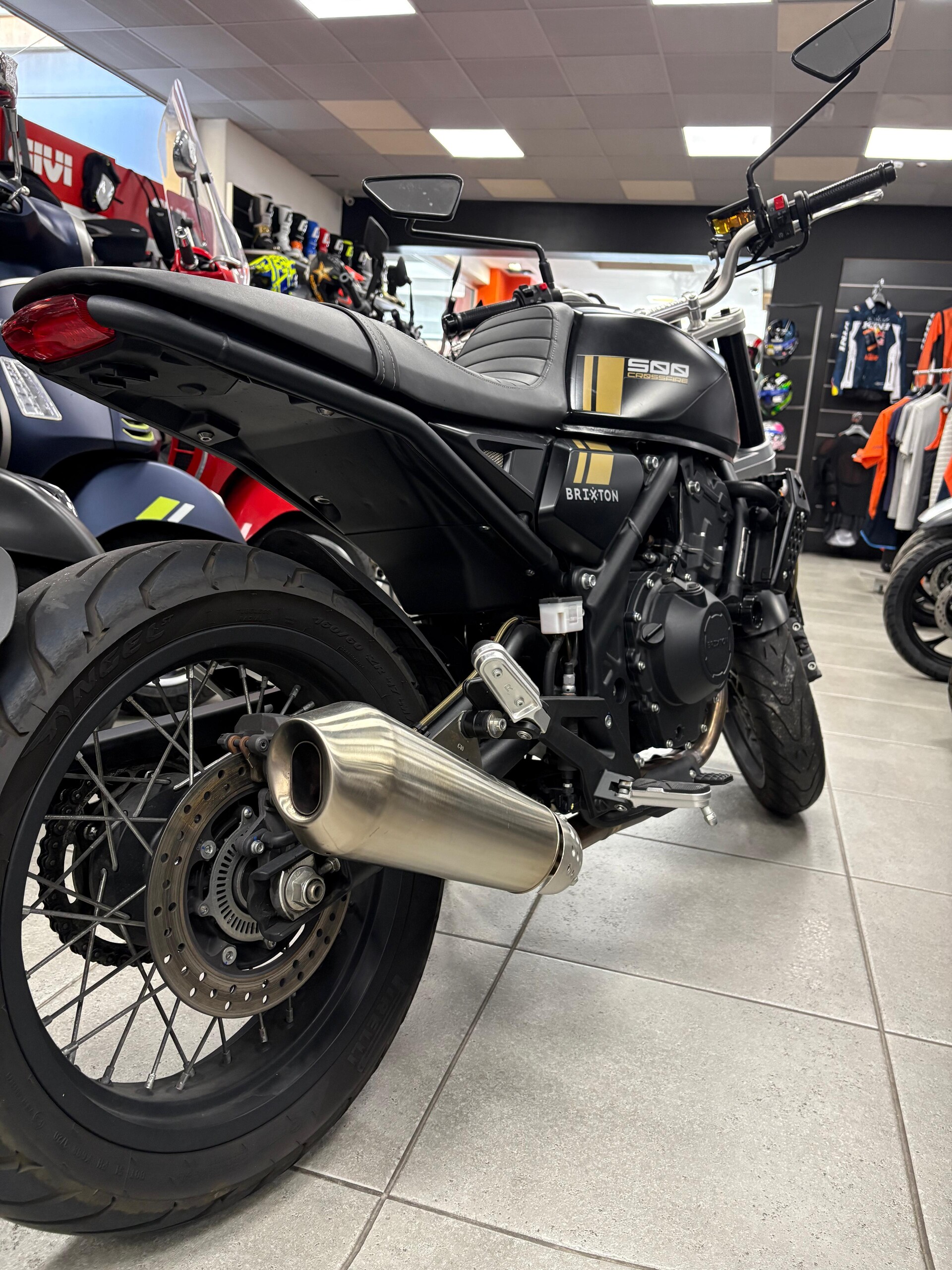 CROSSFIRE 500 Brixton