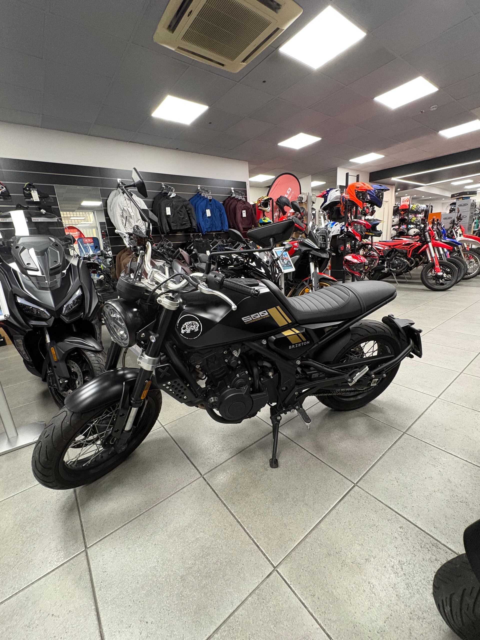 CROSSFIRE 500 Brixton