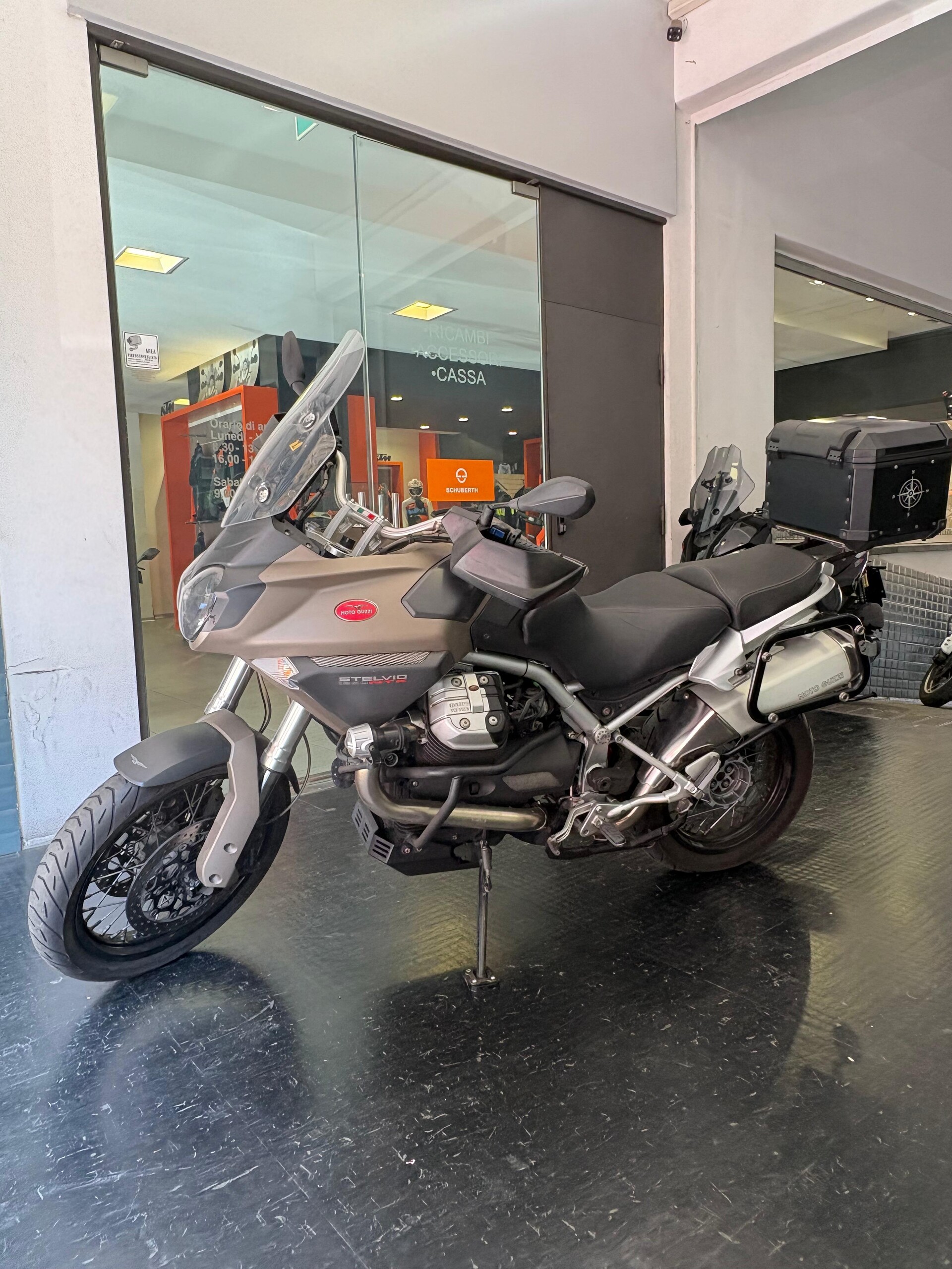 STELVIO 1200 Moto Guzzi