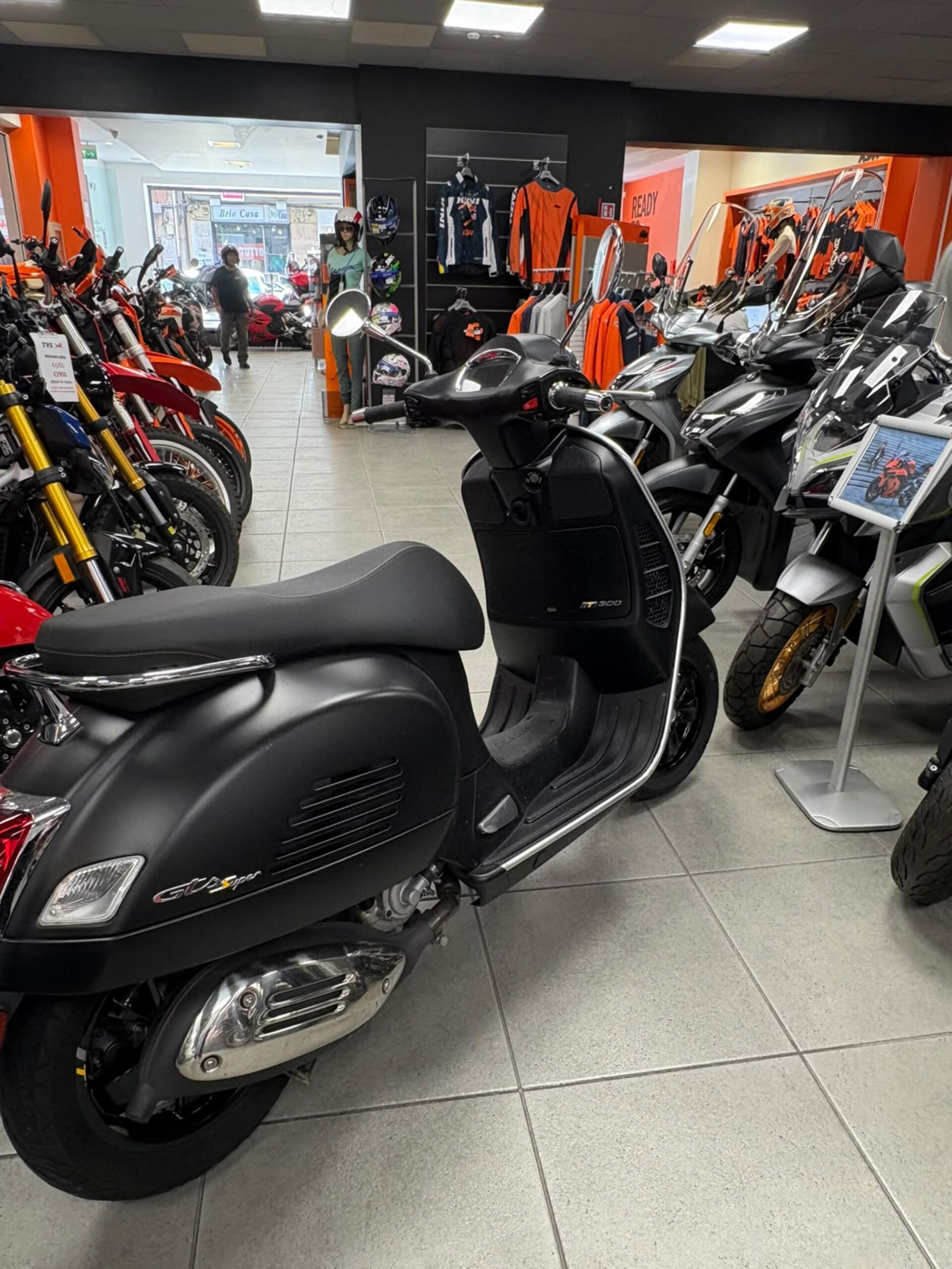 VESPA GTS 300 SUPER TECH Piaggio