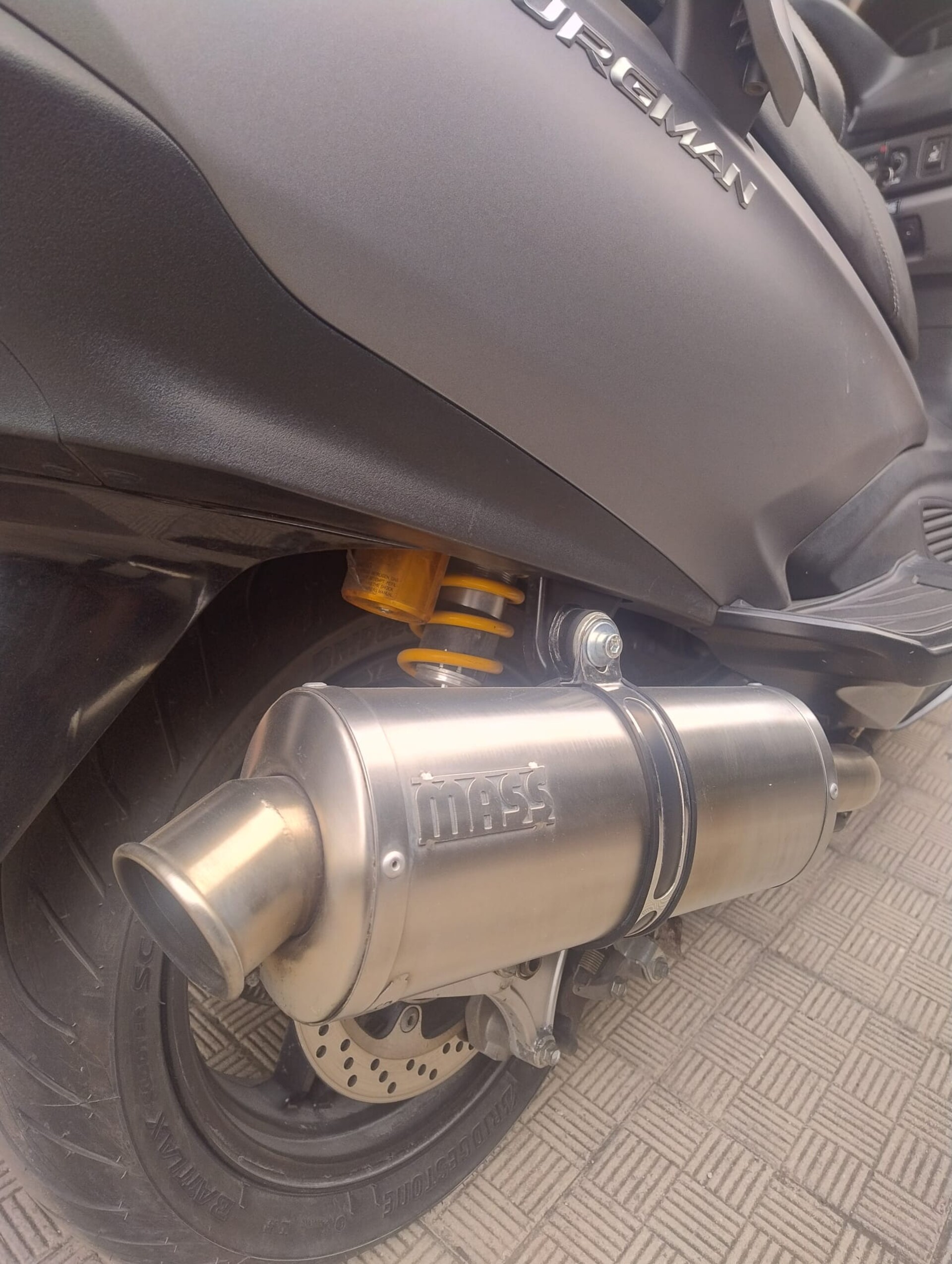 BURGMAN EXECUTIVE 650 SUZUKI