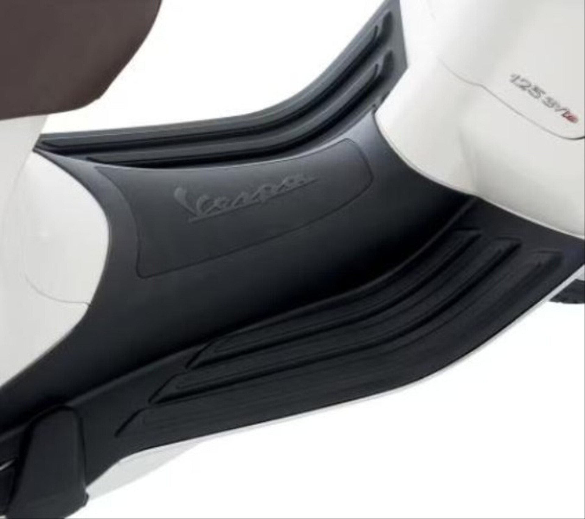 TAPPETINO PEDANA VESPA PRIMAVERA/SPRINT/ELETTRICA PIAGGIO