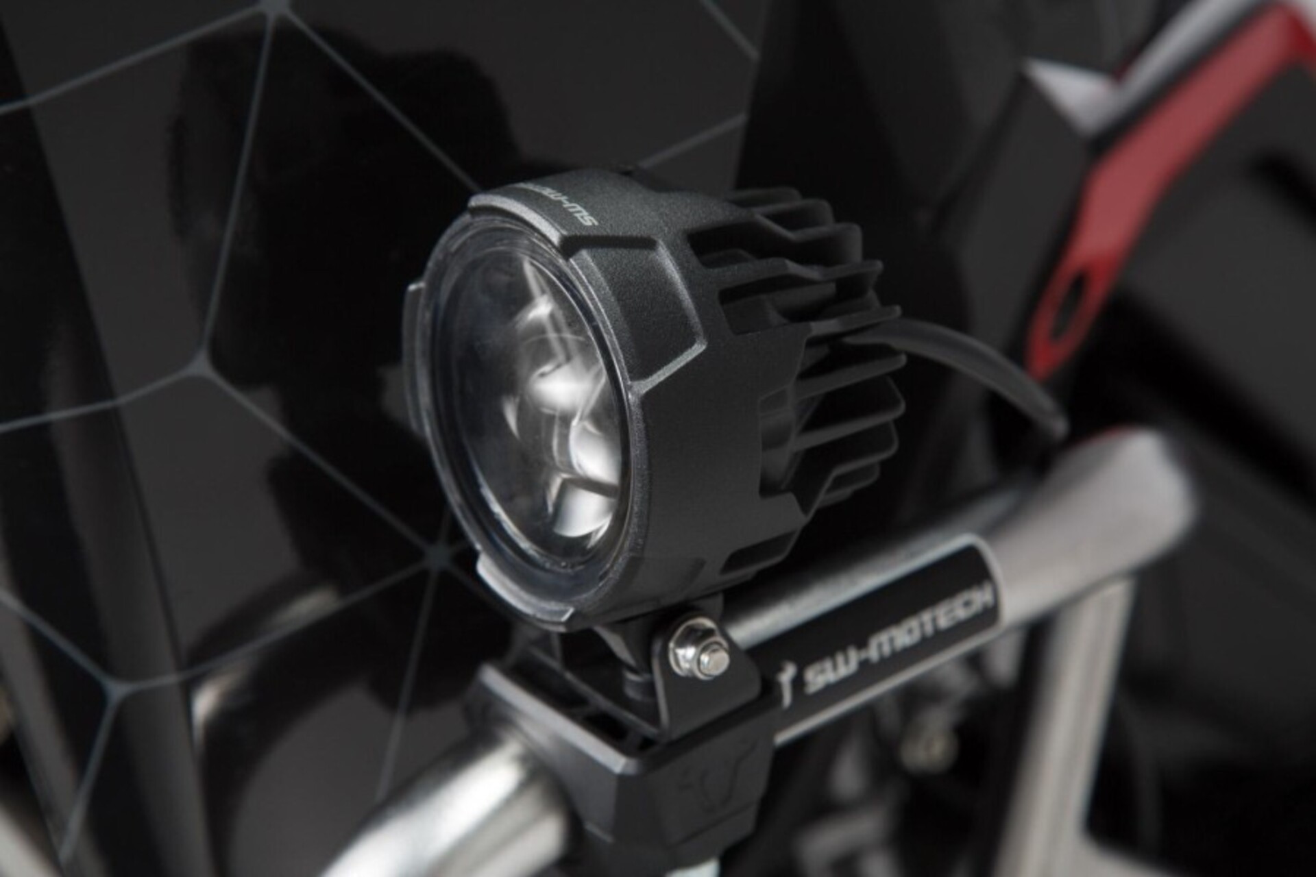 KIT FARETTI EVO UNIVERSALE NERO SW-MOTECH