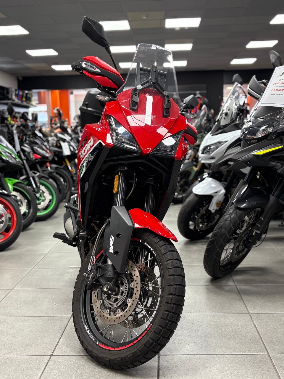 XCAPE 650 Moto Morini XCape 650