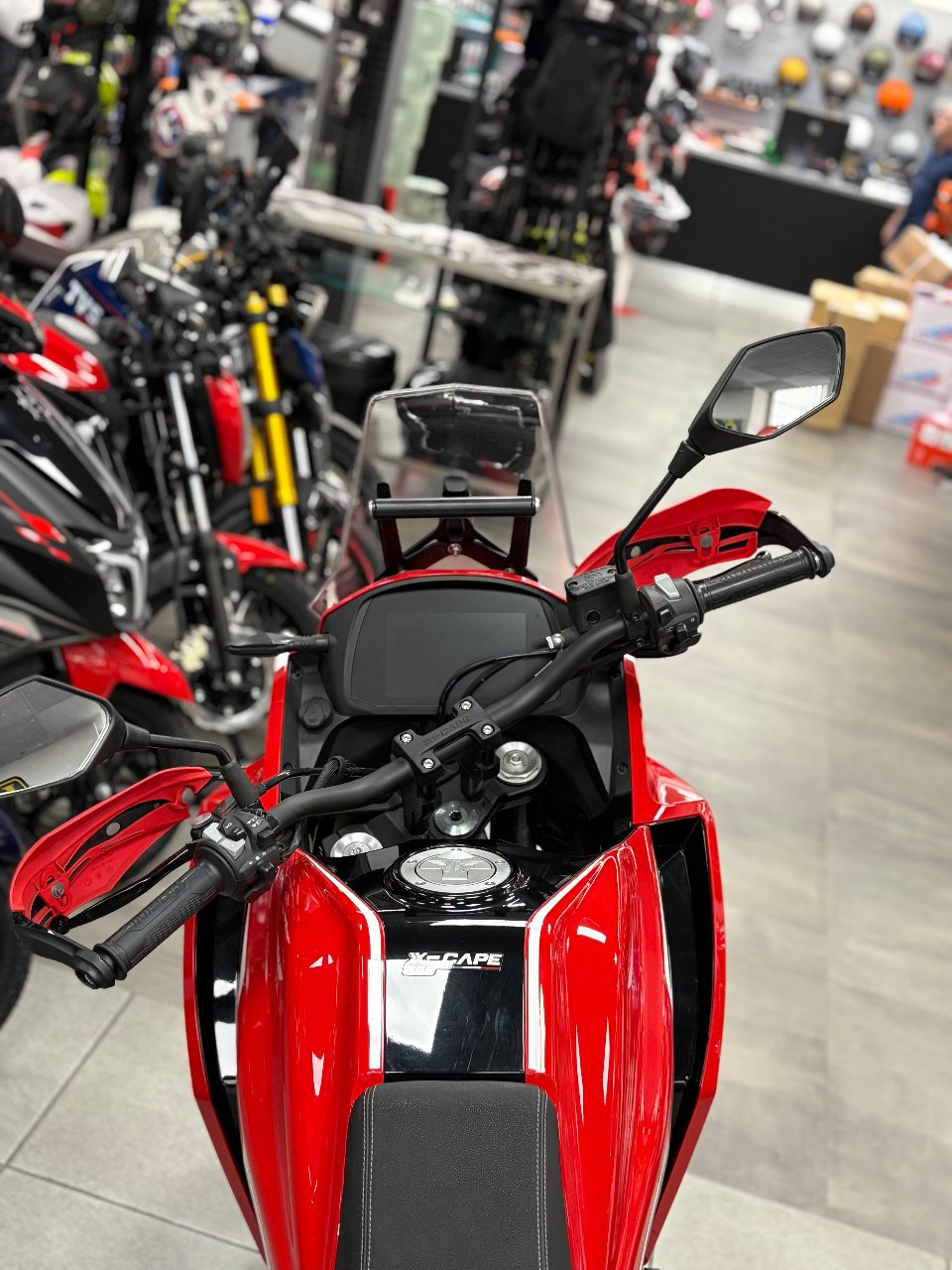 XCAPE 650 Moto Morini XCape 650