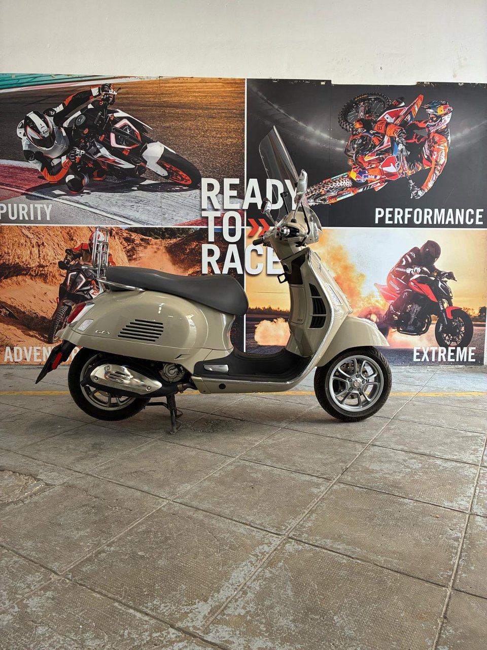 vespa Piaggio vespa 300