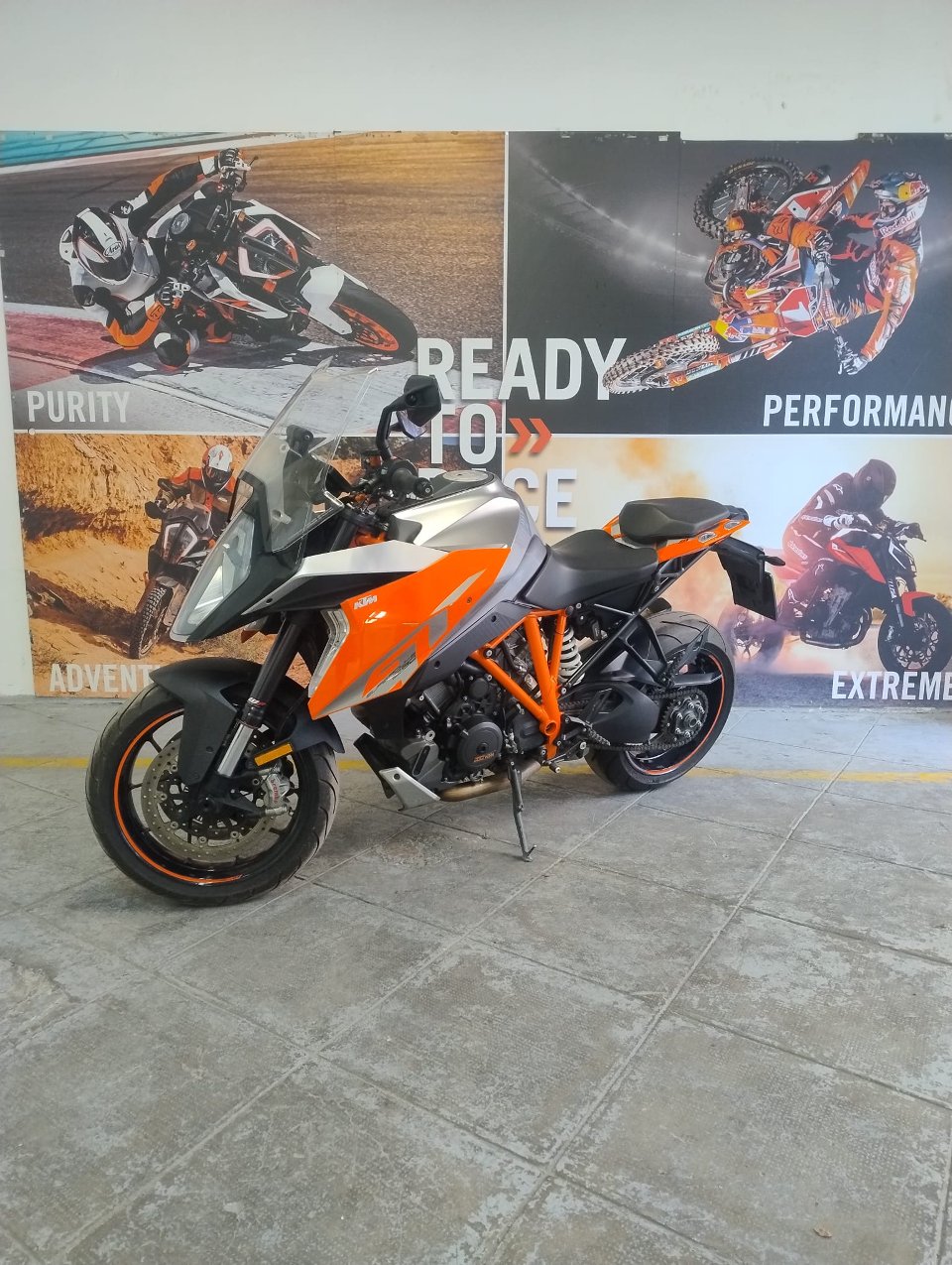 1290 SUPER DUKE GT KTM