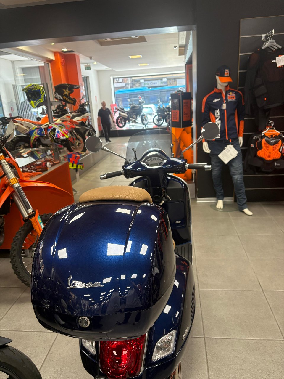GTS 125 Piaggio Vespa