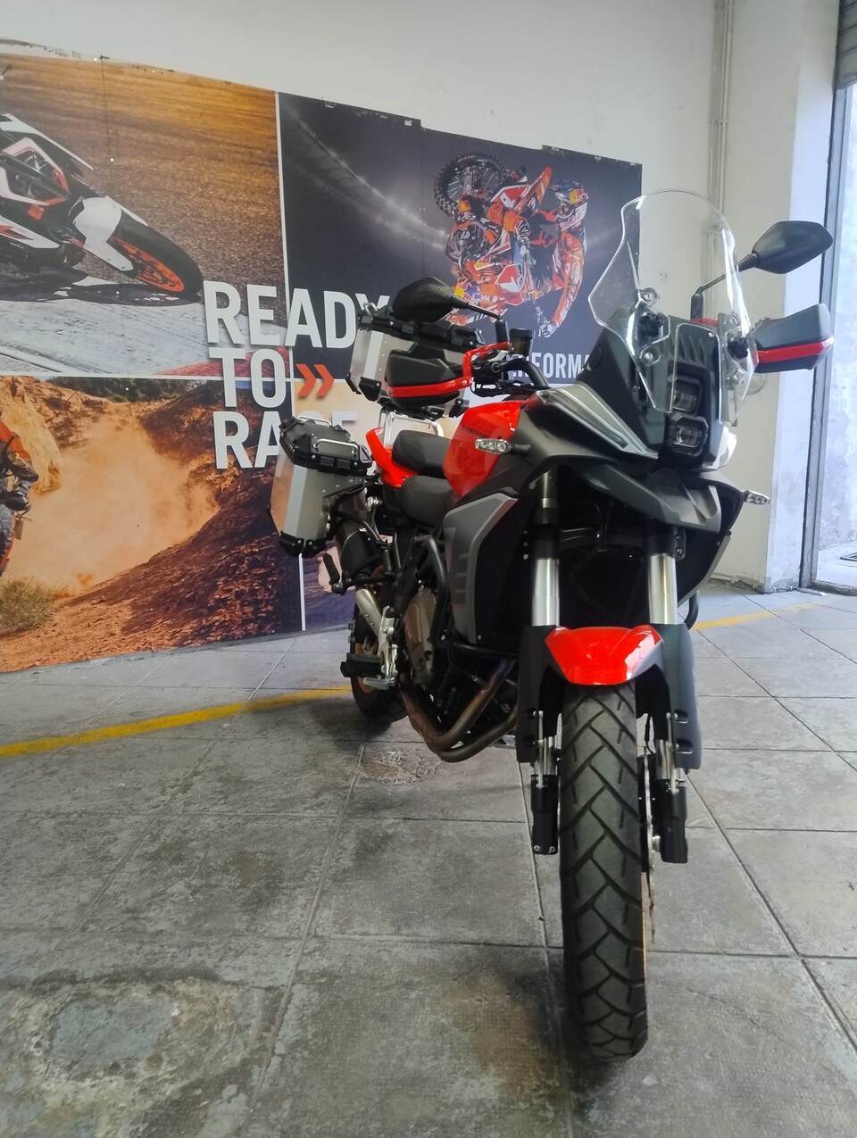 QJ Motor 700 SX