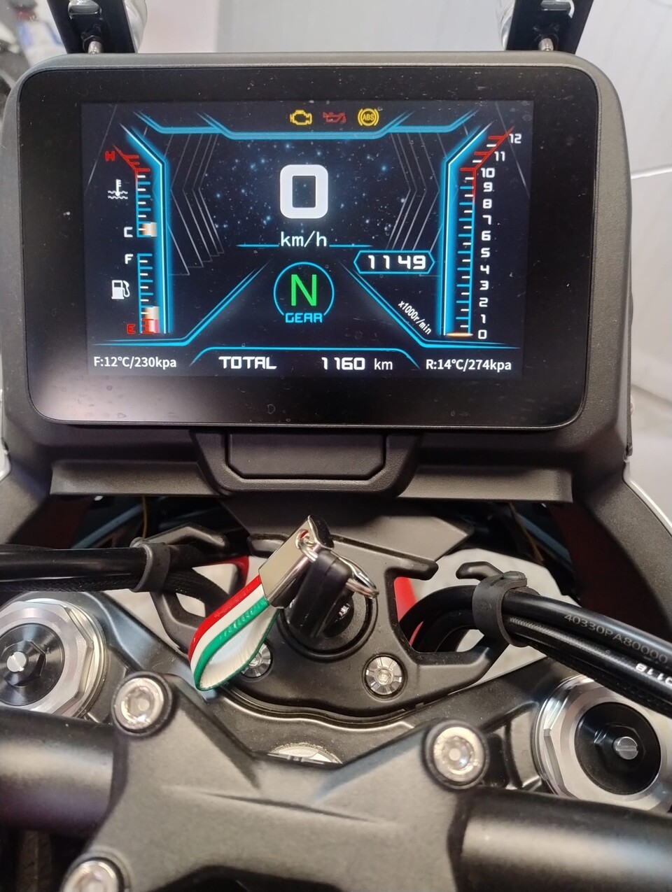 QJ Motor 700 SX