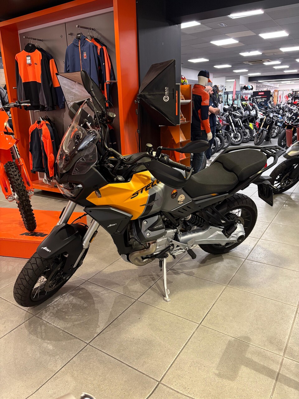 Stelvio PFF (Rider Assistance Solution) - Aziendale Moto Guzzi