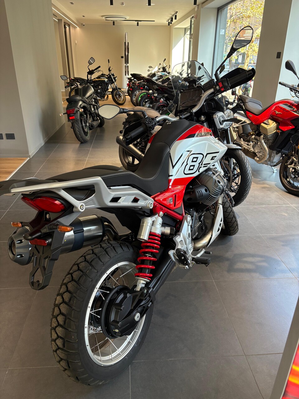 V85 TT - KM0 Moto Guzzi