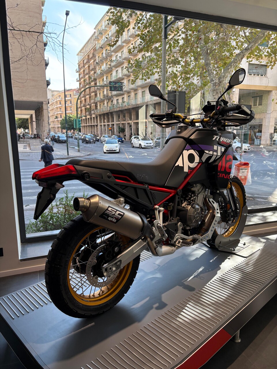 TUAREG 660 RALLY - KM0 Aprilia