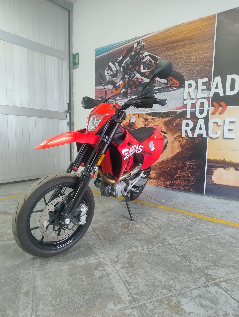 SM 700-AZIENDALE GAS GAS