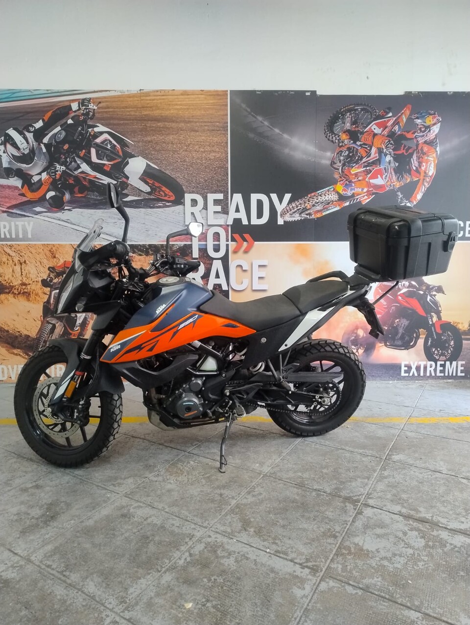 390 ADVENTURE -AZIENDALE KTM