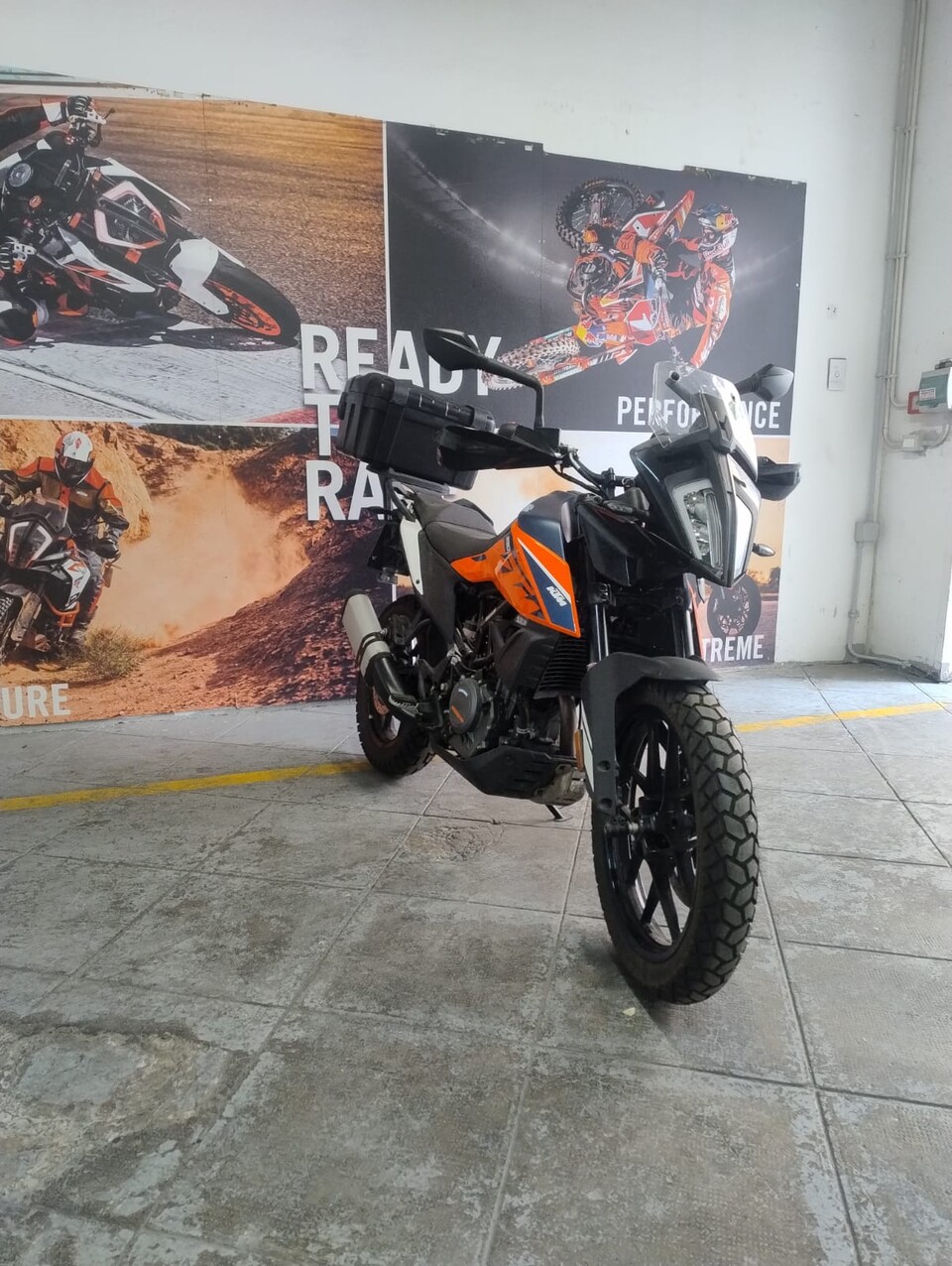 390 ADVENTURE -AZIENDALE KTM