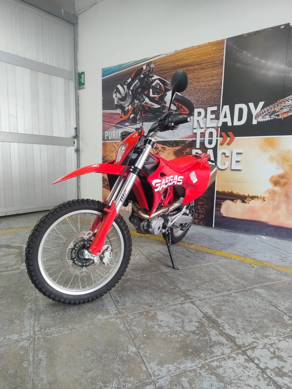 ES 700 ENDURO-AZIENDALE GAS GAS