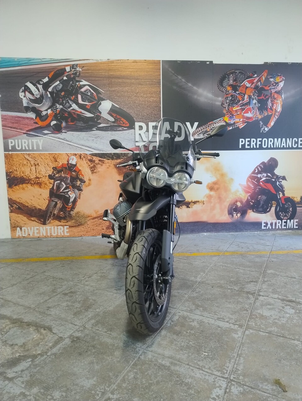 V85 STRADA- AZIENDALE MOTO GUZZI