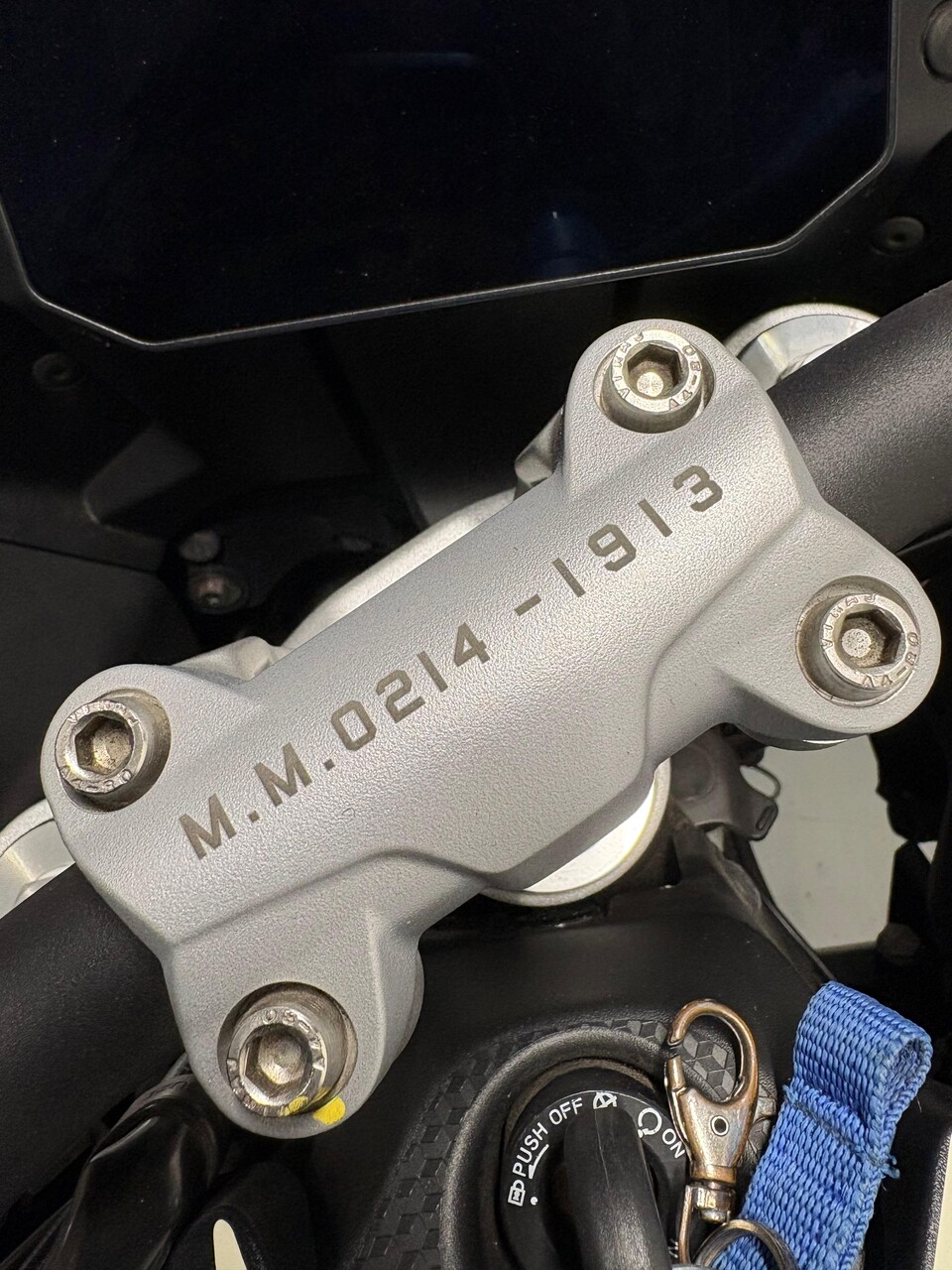 V100 MANDELLO Moto Guzzi AVIAZIONE NAVALE