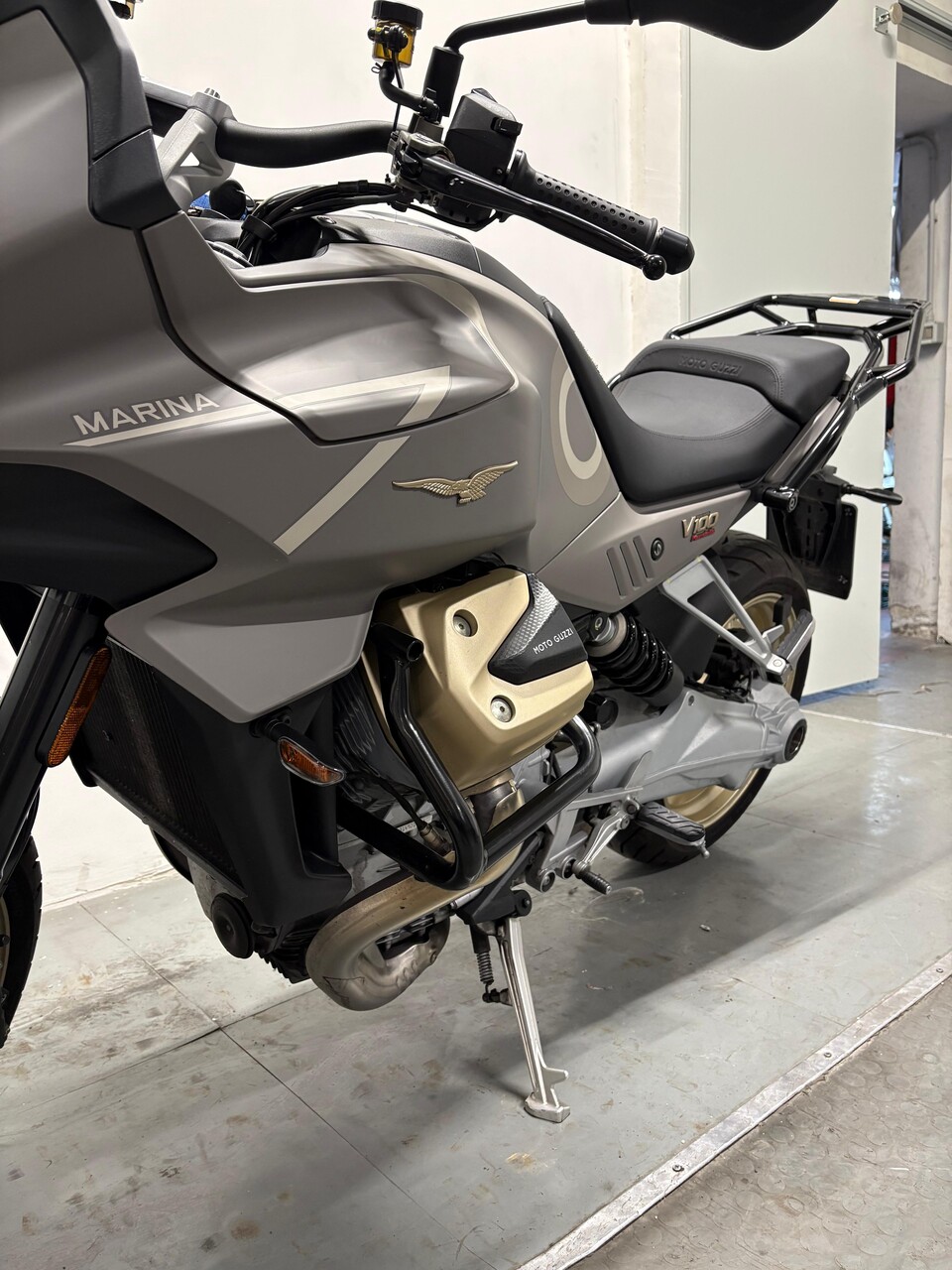 V100 MANDELLO Moto Guzzi AVIAZIONE NAVALE