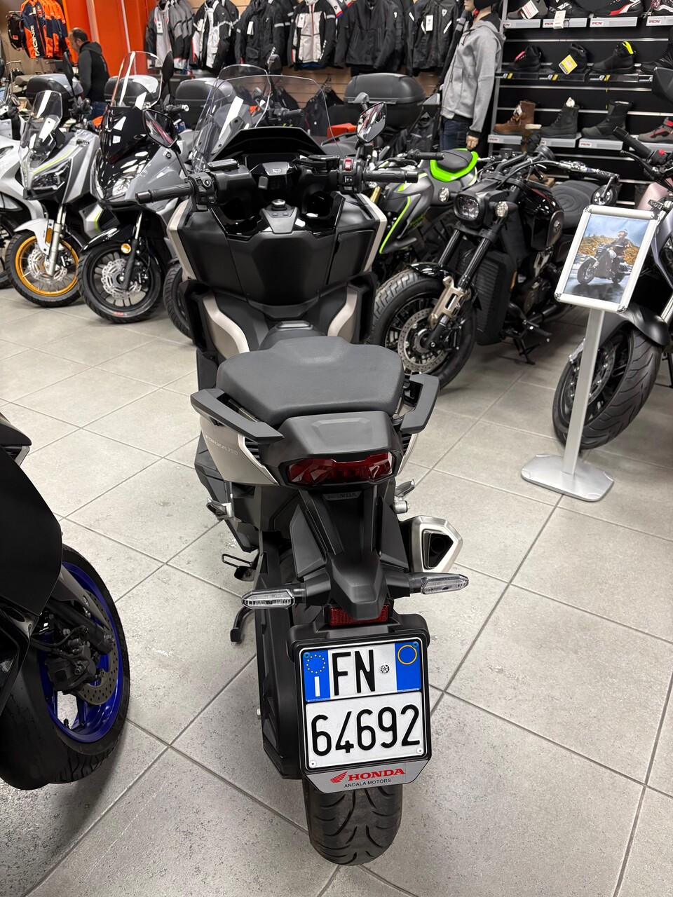 FORZA 750 Honda