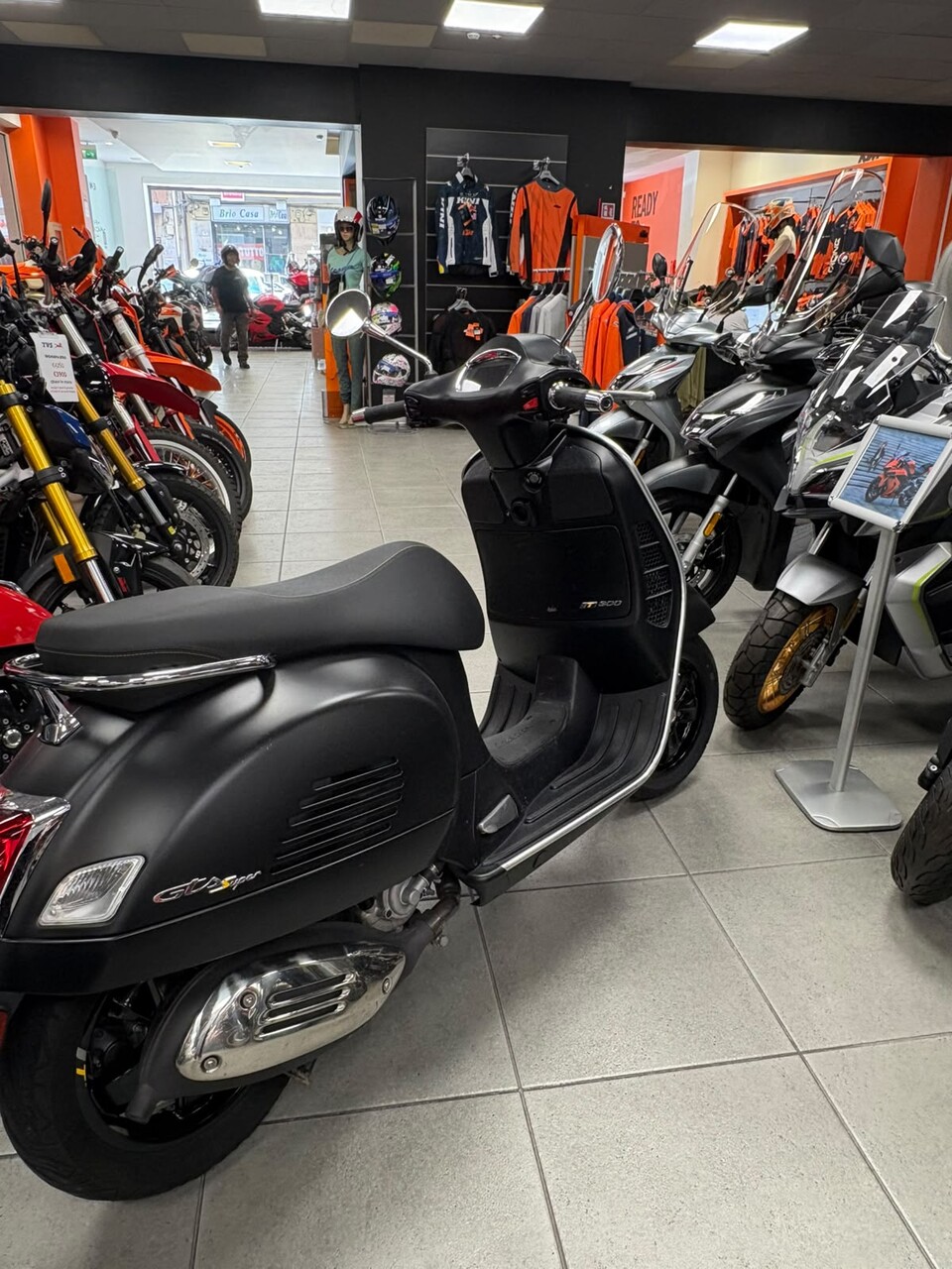 VESPA GTS 300 SUPER TECH Piaggio