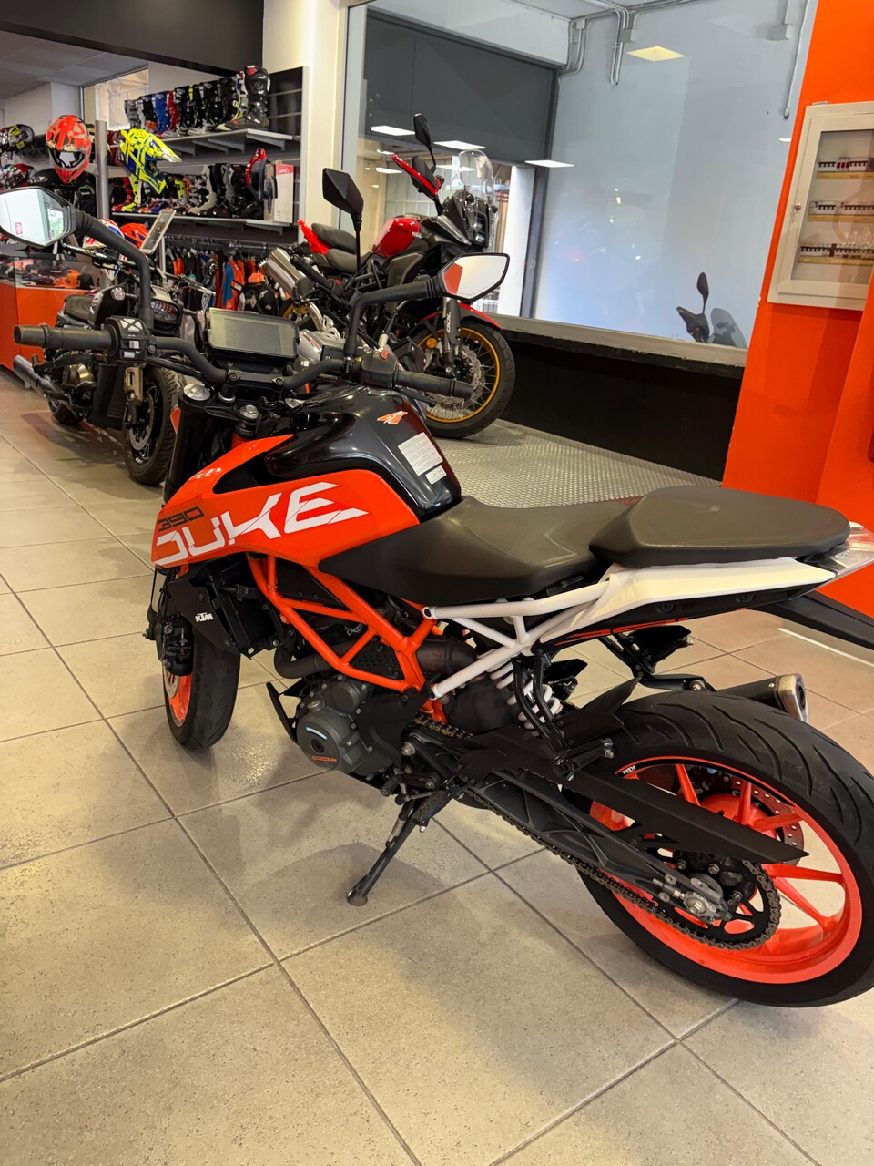 390 DUKE KTM