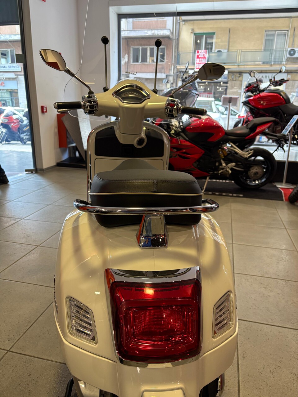 GTS 300 SUPER Piaggio