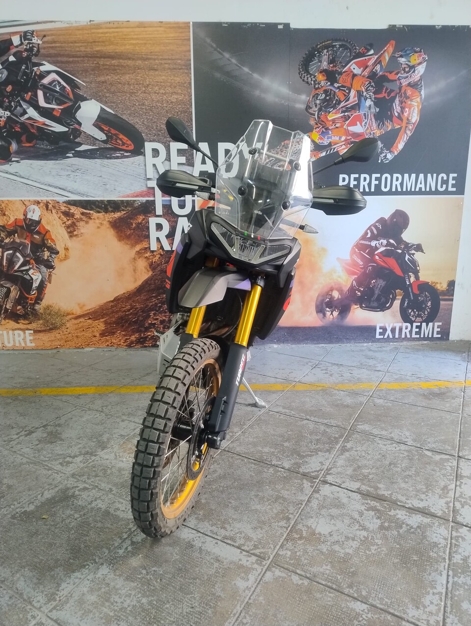 TUAREG 660 RALLY APRILIA