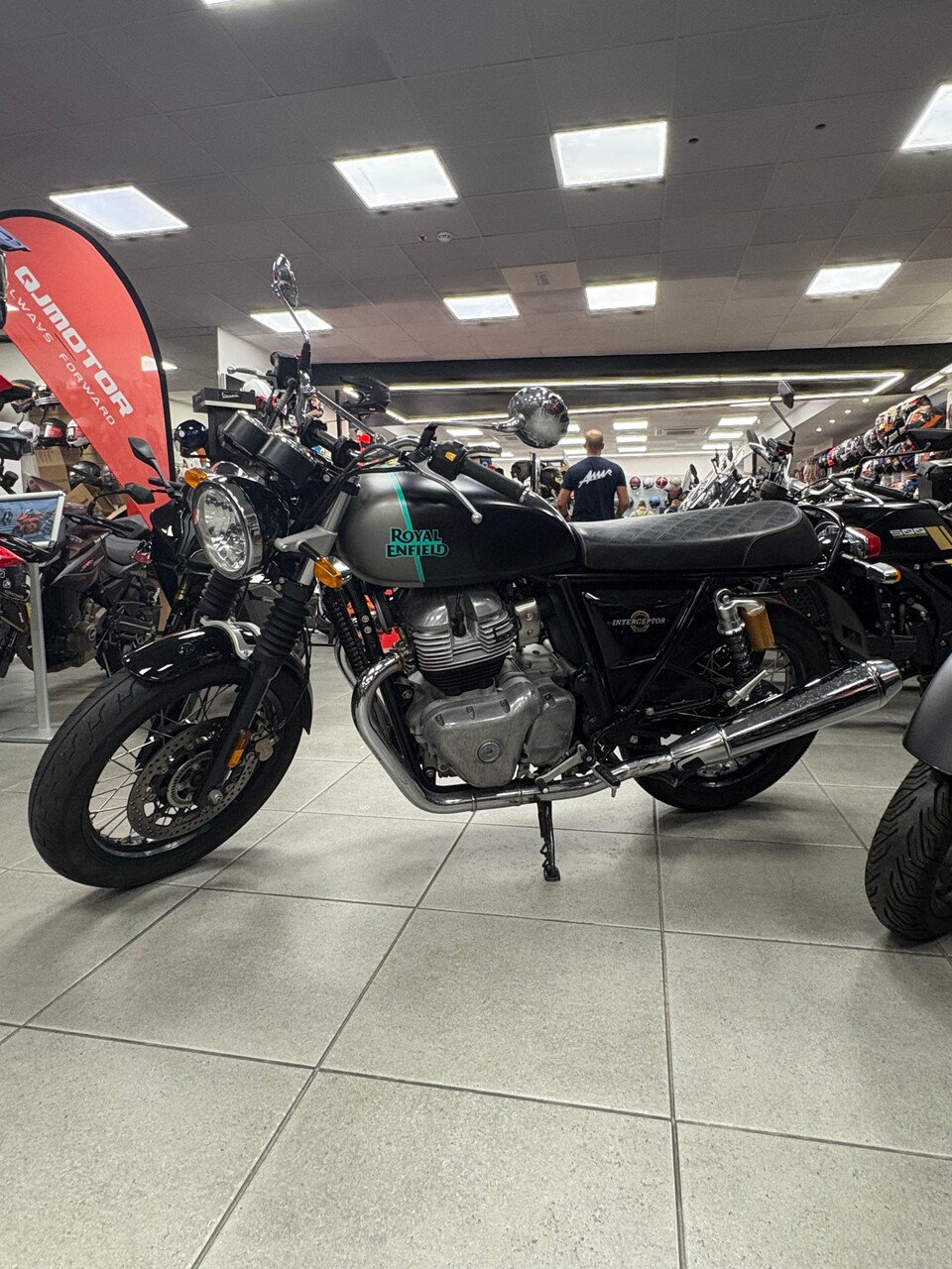 Interceptor 650 Royal Enfield