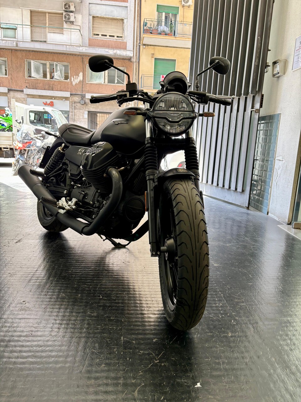 V7 STONE Moto Guzzi
