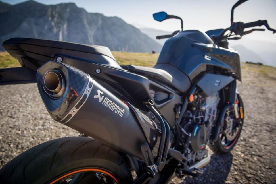 Akrapovic 'Slip-on Line' KTM