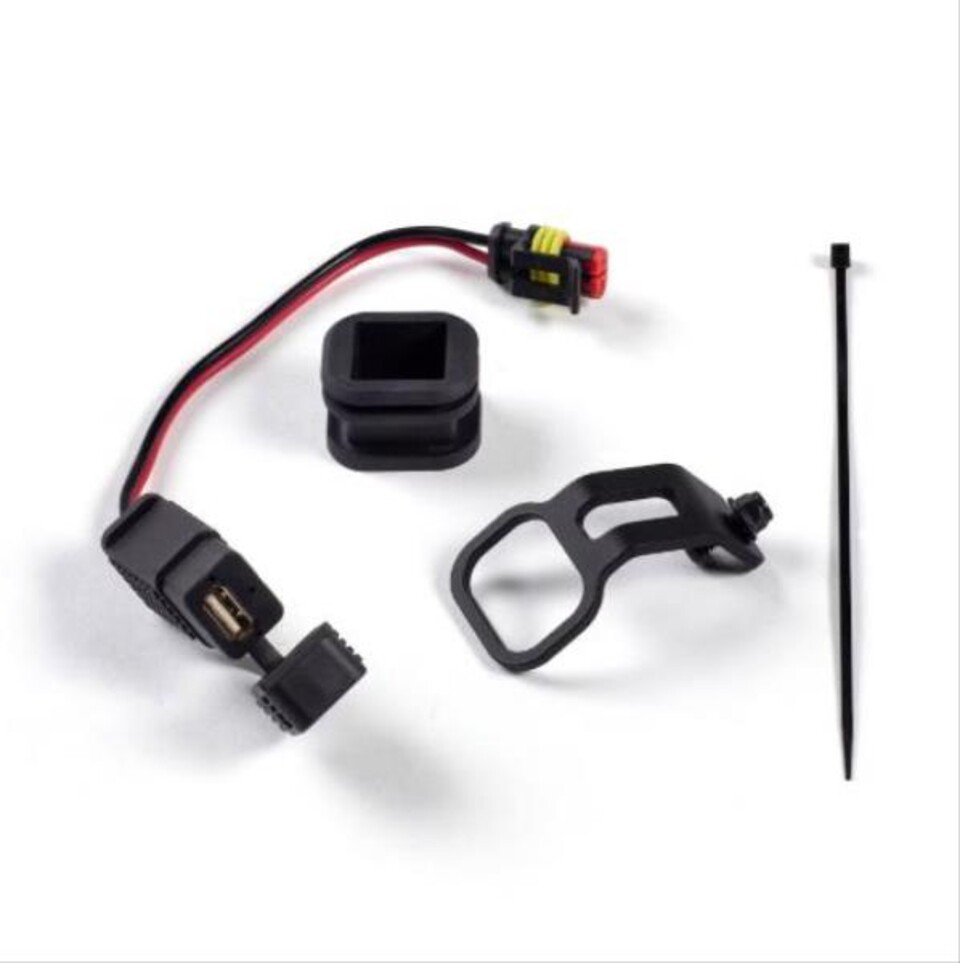 KIT INSTALLAZIONE PRESA USB PIAGGIO