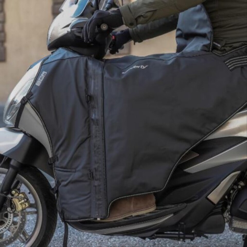 TELO COPRIGAMBE NEW BEVERLY ALL SEASON PIAGGIO