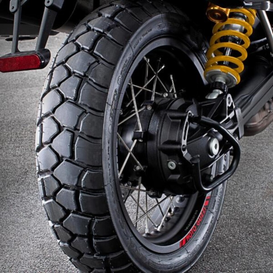 KIT PROTEZIONE CARDANO V85 TT MOTO GUZZI