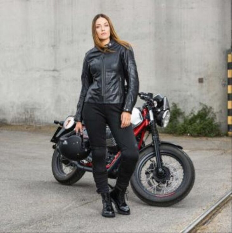 MEHAN JKT LADY RUKKA