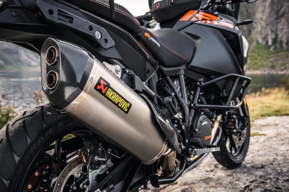 Akrapovic 'Slip-on Line' KTM