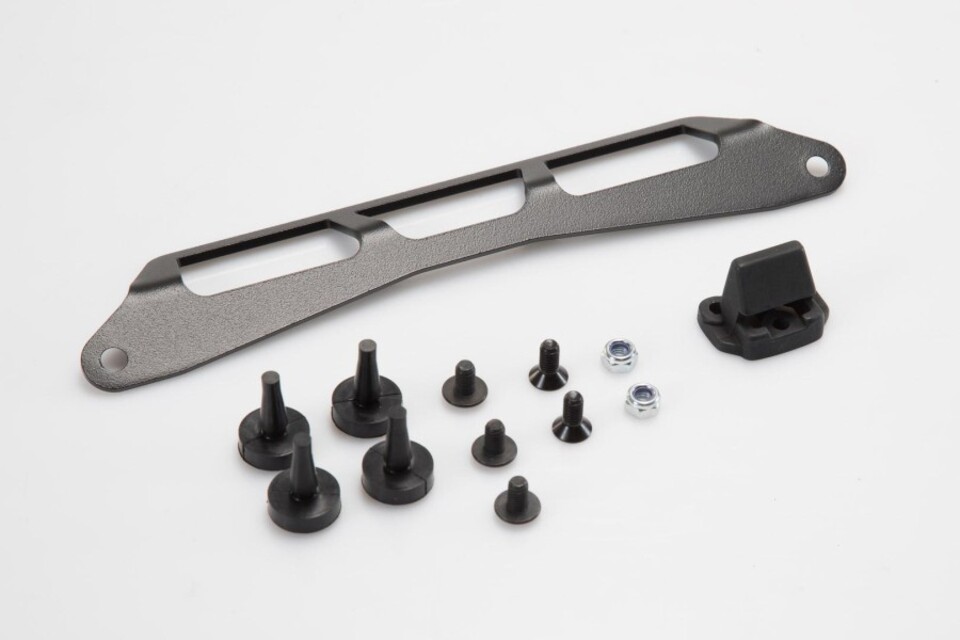 KIT ADATTATORE PER PORTABAGAGLI ADVENTURE-RACK-PER GIVI/KAPPA MONOLOCK. NERO. SW-MOTECH