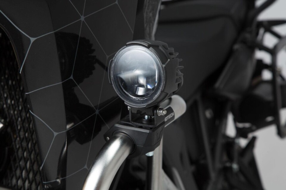 KIT FARETTI EVO UNIVERSALE NERO SW-MOTECH