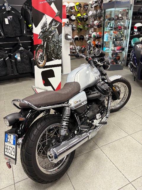 V7 Special Moto Guzzi