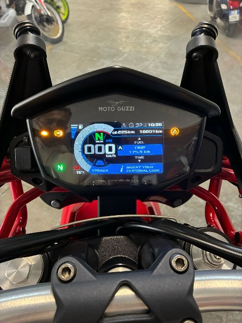 V85  TT Moto Guzzi