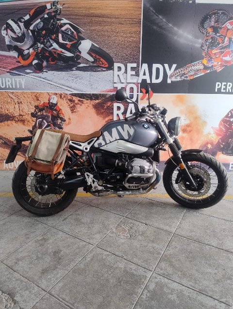 NINE T SCRAMBLER BMW