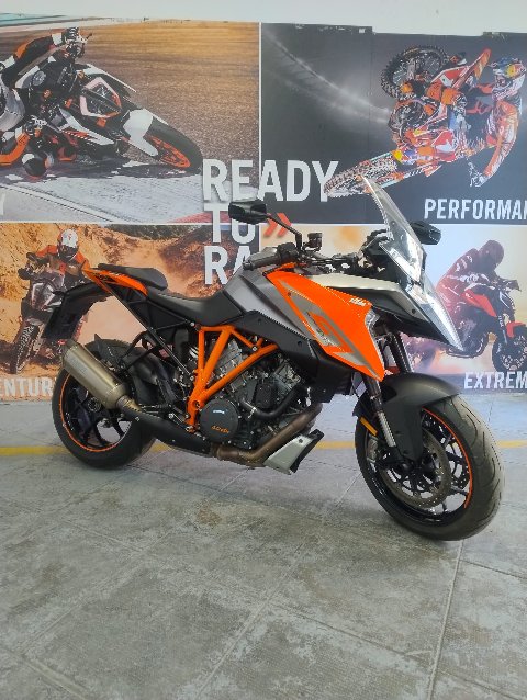 1290 SUPER DUKE GT KTM