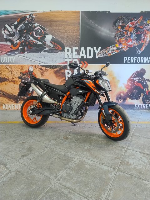 890 DUKE R KTM