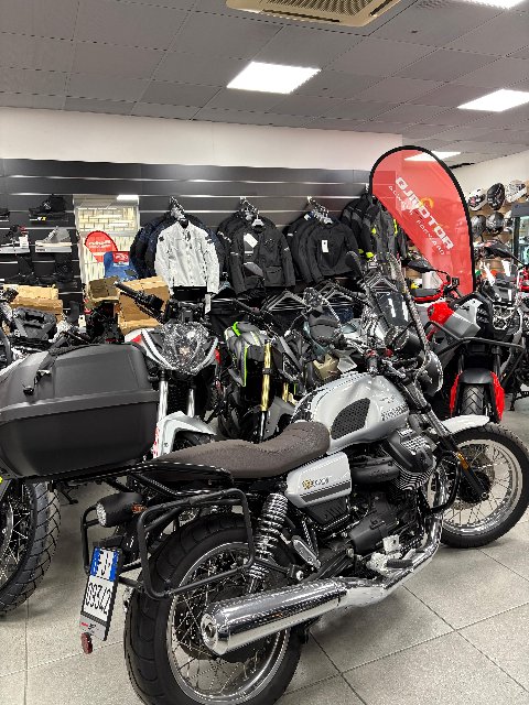V7 Special Moto Guzzi