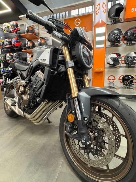 CB 650 R e-clutch (A2) Honda