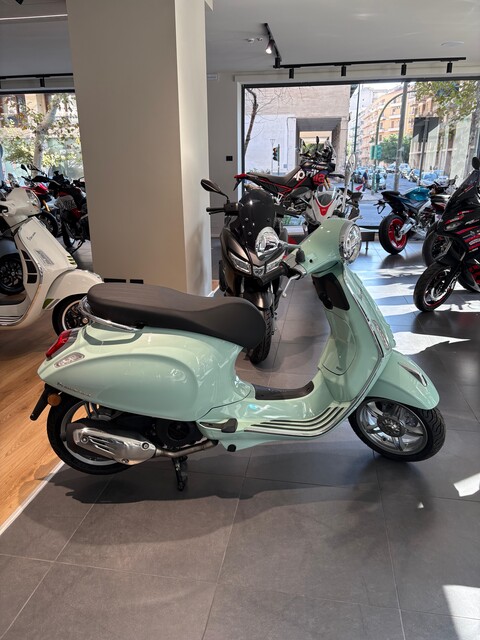 Vespa Primavera 125 Piaggio