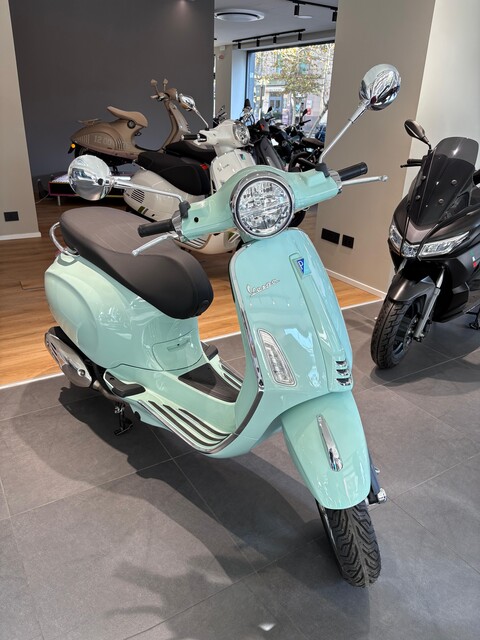 Vespa Primavera 125 Piaggio